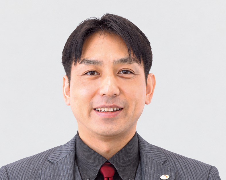 安藤 真司氏